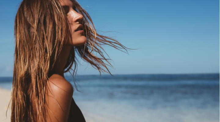 Prenditi cura dei tuoi capelli anche in estate